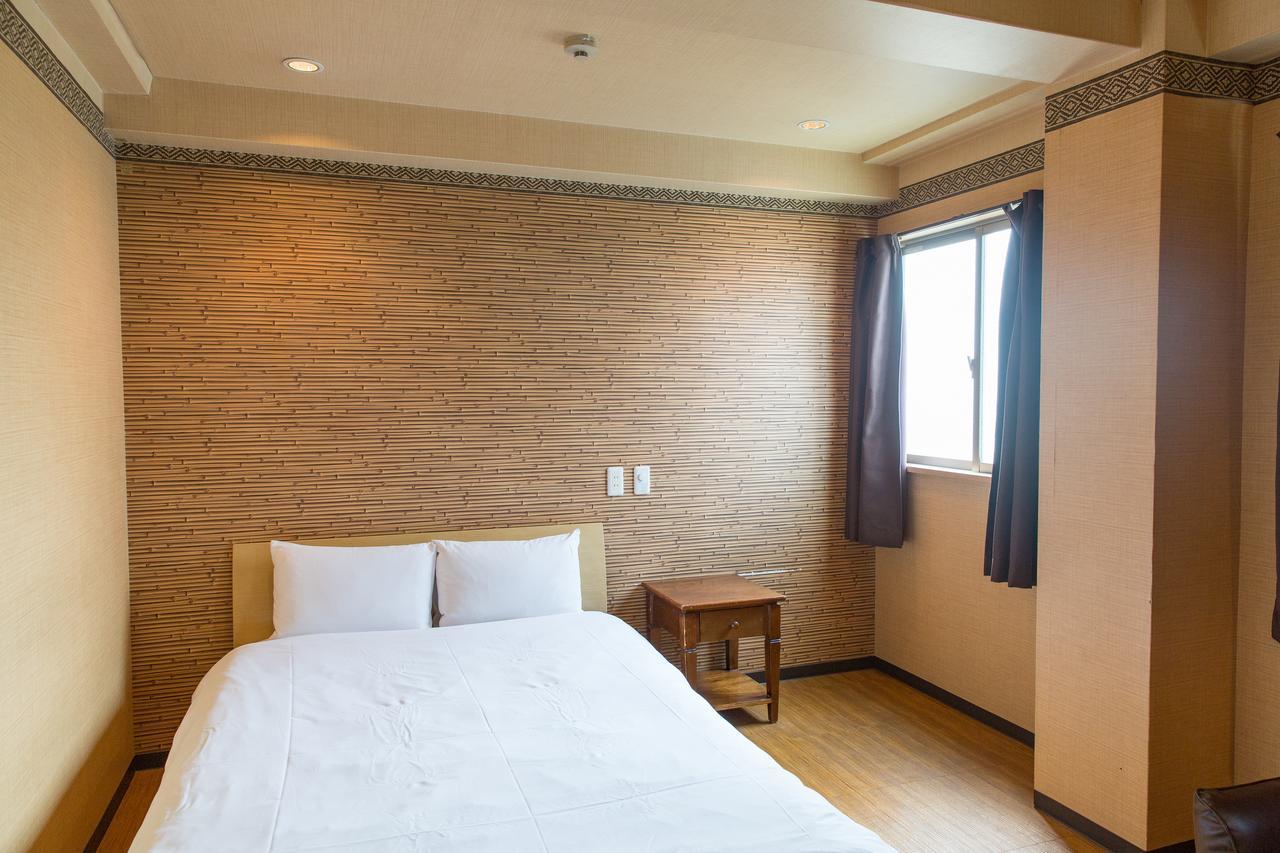 Uehonmachi Plaza Hotel (Adults Only) Osaka Zewnętrze zdjęcie