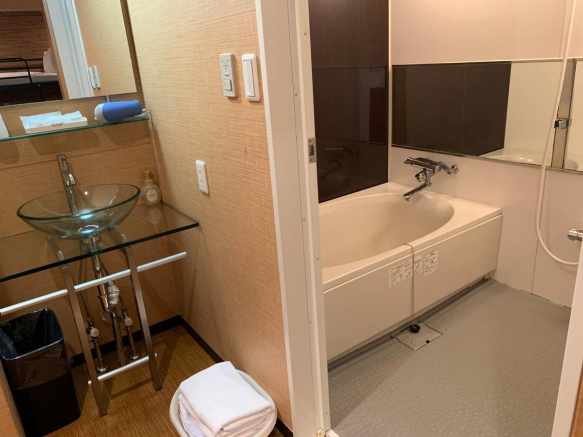 Uehonmachi Plaza Hotel (Adults Only) Osaka Zewnętrze zdjęcie